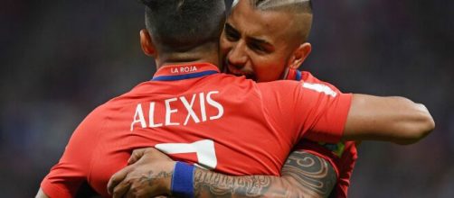 A dupla da Internazionale, Alexis Sanch&eacute;z e Arturo Vidal, segue sendo primordial no Chile. (Arquivo Blasting News)