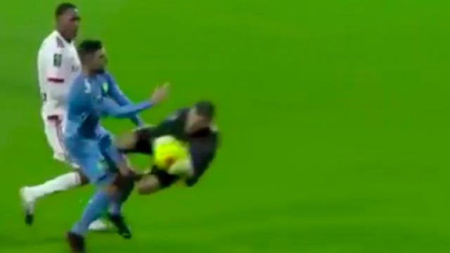 Alvaro Trolle Lopes apr&egrave;s son intervention muscl&eacute;e - Photo capture d'&eacute;cran vid&eacute;o Twitter