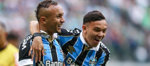 Pep&ecirc; assumiu o lugar de Everton no Gr&ecirc;mio, sendo os dois da base do clube. (Arquivo Blasting News)