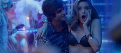 Cassandra se tornar&aacute; famosa em 'Totalmente Demais'. (Reprodu&ccedil;&atilde;o/ TV Globo)