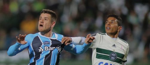 Gr&ecirc;mio e Coritiba n&atilde;o se enfrentavam desde 2017. (Arquivo Blasting News)