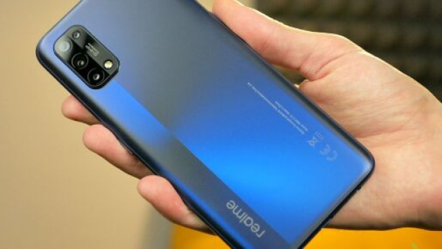 Recensione Realme 7 Pro, pregi e difetti.