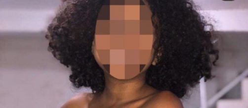 Jovem foi obrigada a levantar blusa para provar que n&atilde;o havia furtado. (Reprodu&ccedil;&atilde;o/Arquivo pessoal)