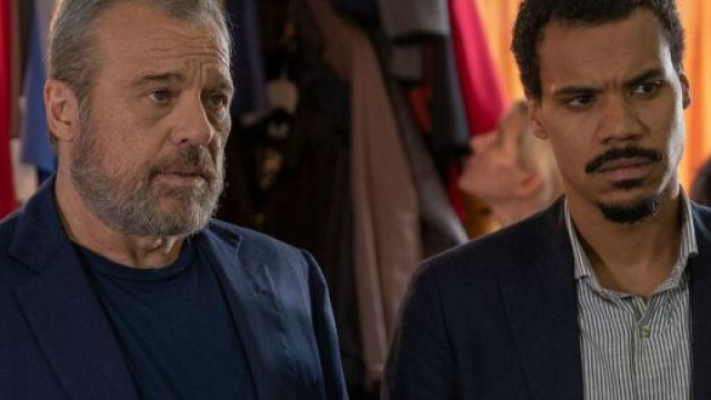 Nero a met&agrave; 3, primi spoiler di Claudio Amendola: 'Il passato non smette mai di tornare'.
