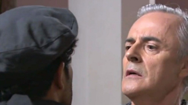 Spoiler Una vita: Alfredo viene ucciso da uno sconosciuto.