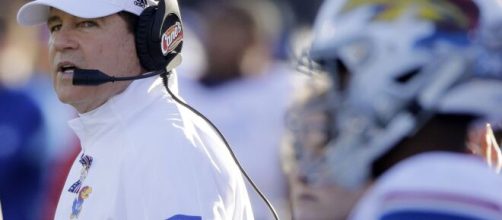 NCAA Football: Les Miles tests positive for COVID-19 -(Image via CBSSports/Youtube)