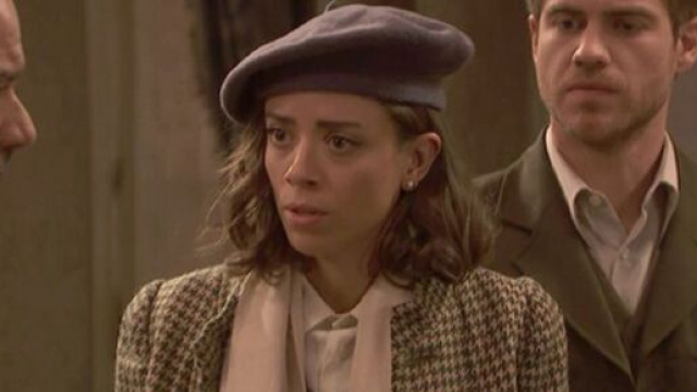 Il segreto, trame Spagna: Marta e Adolfo si lasciano andare alla passione, Rosa scompare.