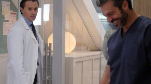 DOC - Nelle tue mani, Sardoni anche nel cast di Che Dio ci aiuti 6.