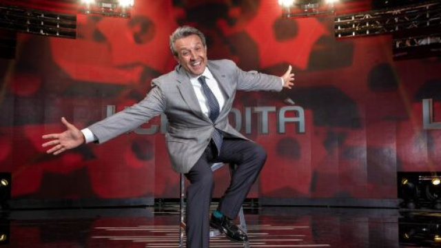 Flavio Insinna conduttore de L'Eredit&agrave;: l'11 novembre vinti 40.000 euro al programma