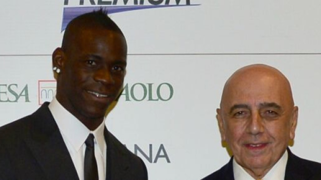 Balotelli firma per il Monza: Berlusconi e Galliani gli danno l'ultima chance.