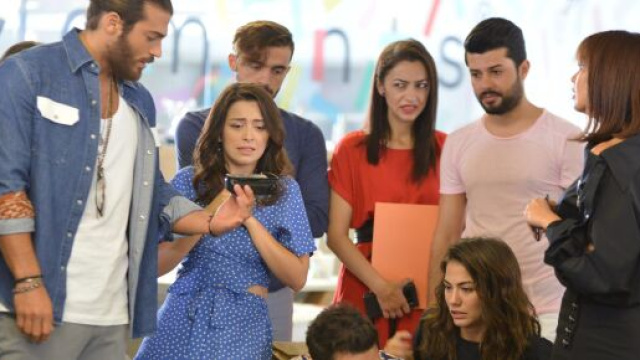 DayDreamer, spoiler turchi: Yigit fa la proposta di matrimonio a Sanem.