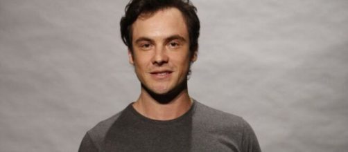 O transplante &eacute; usado para conter a queda de cabelo. (Arquivo Blasting News)