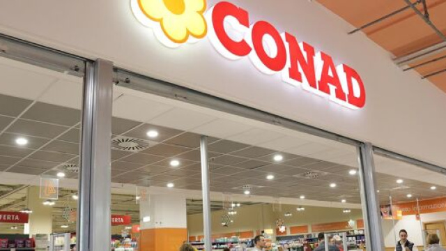 Offerte di lavoro: Conad assume addetti alle vendite, alla contabilit&agrave; e farmacisti.