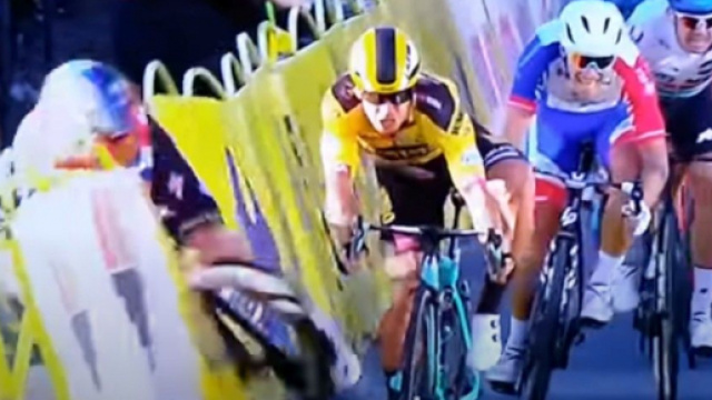 L'incidente causato da Groenewegen al Giro di Polonia