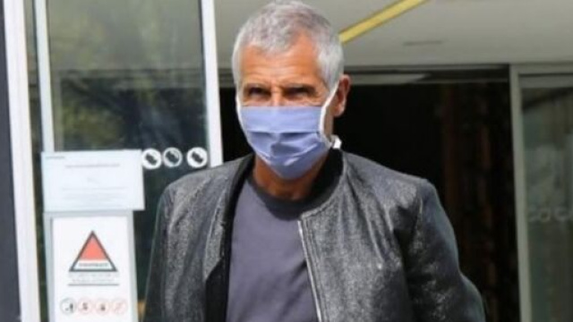 Nagui portant un masque afin de se prot&eacute;ger du coronavirus - Capture d&rsquo;&eacute;cran Facebook