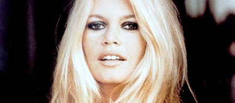 Brigitte Bardot confiesa en sus memorias que pensó en quitarse la vida en su adolescencia