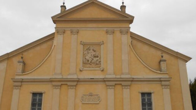 Reggio-Emilia, i funerali della 21enne stroncata dalla Covid-19 trasmessi su YouTube.