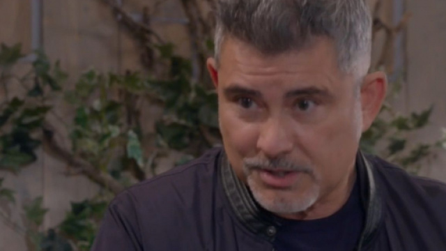 Upas, spoiler al 4/12: la madre di Franco dovr&agrave; subire un intervento al cuore.