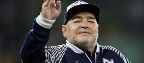 Diego Maradona, considerado o maior jogador argentino da hist&oacute;ria do futebol mundial, faleceu nessa quarta-feira aos 60 anos