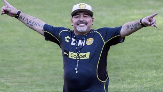 Morto Maradona: addio al Pibe de Oro, aveva 60 anni.