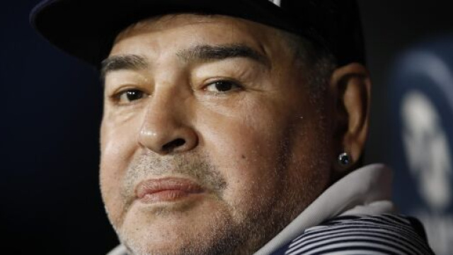 Muore Diego Armando Maradona a 60 anni.
