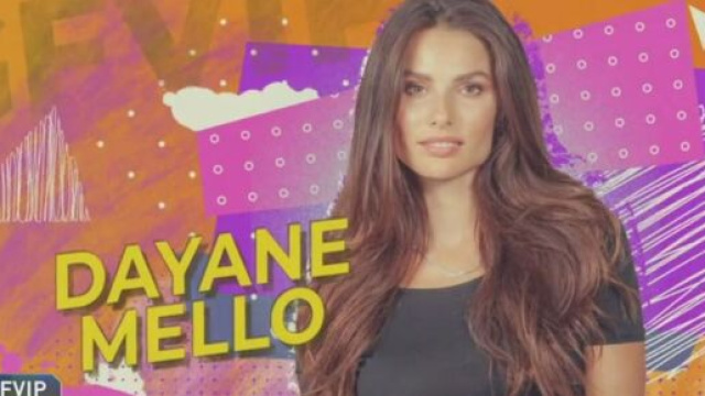 GF Vip, Dayane Mello: la mamma di Beretta avrebbe donato soldi per gli aerei con dedica.