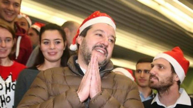 L'appello di Matteo Salvini al governo per il Natale dei bambini.