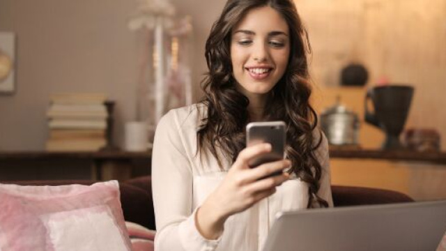 L'oroscopo di domani 1&deg; dicembre: Leone top, importanti scelte per Cancro (prima sestina).