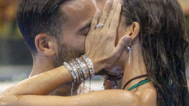 Elisabetta Gregoraci e Pretelli al Grande Fratello Vip.