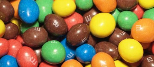 Chocolate confeitado &eacute; uma inven&ccedil;&atilde;o militar. (Arquivo Blasting News)