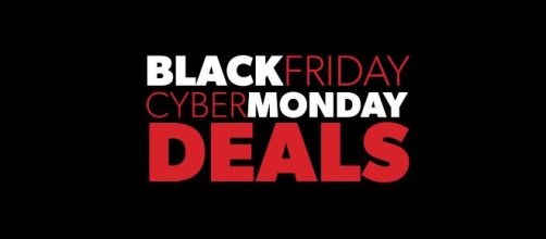 Multitud de comercios se acogen a las promociones del Black Friday y el Cyber Monday.