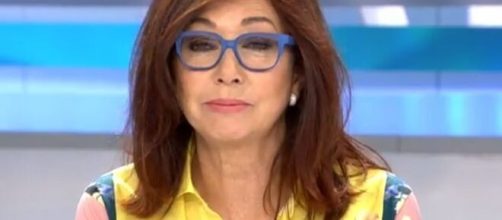 Ana Rosa Quintana carga contra los chistes de Fernando Sim&oacute;n