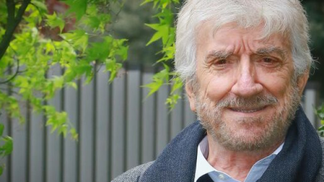 Funerale di Gigi Proietti diretta tv Rai.