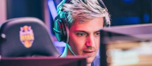 Ninja segue como um dos maiores streamers da Twitch. (Arquivo Blasting News)