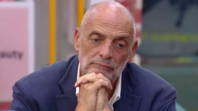 GF Vip, Alfonso Signorini su Paolo Brosio: 'E' libero di andarsene'.