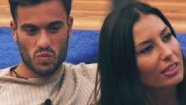 GF Vip: Pierpaolo ferma la conoscenza con la Gregoraci, lei fuori di s&egrave;.