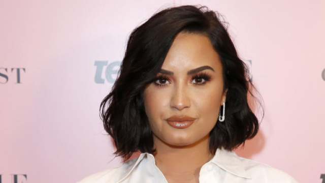 I tagli capelli medi e tonalit&agrave; per l'autunno-inverno 2020-2021: il lob-shag e il Tortoise shell