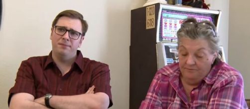 &lsquo;90 Day Fianc&eacute;&rsquo; fans loving Seth Rogen&rsquo;s viral tweet about Colt and Debbie. [Image Source: TLC UK/ YouTube]