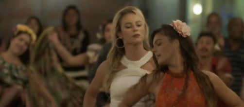 Ritinha desafia Jeiza em 'A For&ccedil;a do Querer'. (Reprodu&ccedil;&atilde;o/Rede Globo)