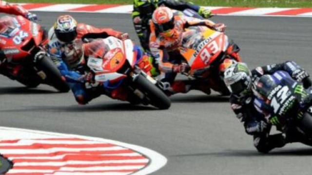 Motogp 2021, la Fim ha diramato una bozza provvisoria per la prossima stagione.