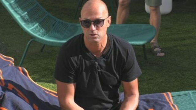 GF Vip, Bettarini dice la sua sulla breve frequentazione con Dayane.