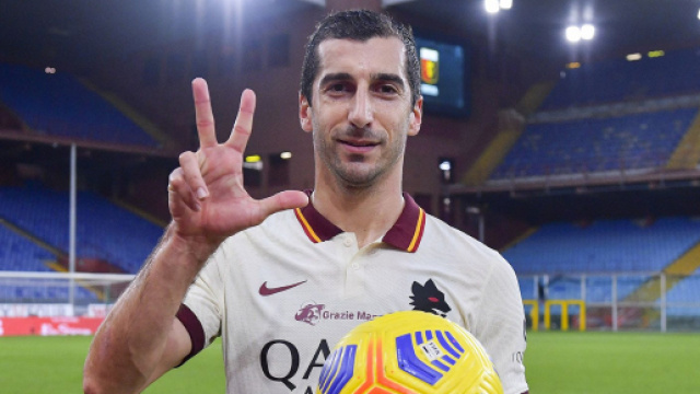 Mkhitaryan segna una tripletta e la Roma vince in casa del Genoa.
