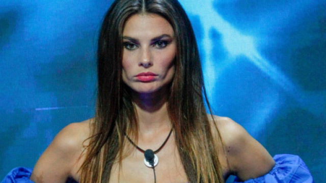 Grande Fratello Vip, Dayane protesta: 'Si fanno preferenze, io non ho mai visto nessuno'.
