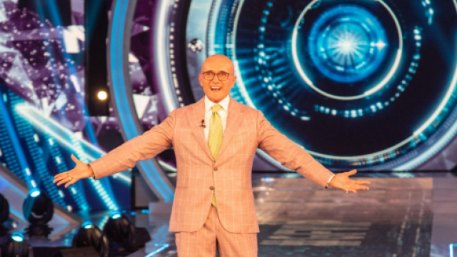 GF Vip, Signorini parla del televoto truccato.