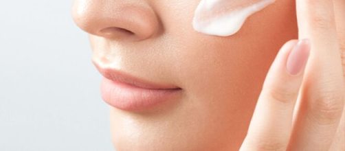 Limpeza de pele &eacute; essencial para a sa&uacute;de da derme. (Arquivo Blasting News)