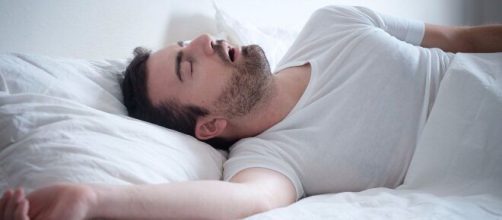 A alimenta&ccedil;&atilde;o pode ajudar a dormir mais r&aacute;pido. (Arquivo Blasting News)