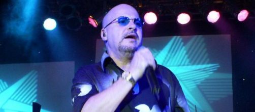 Paulinho, vocalista do Roupa Nova morreu aos 68 anos. (Arquivo Blasting News)