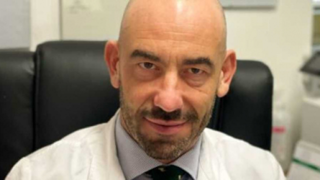 Matteo Bassetti favorevole al vaccino obbligatorio per il personale sanitario.