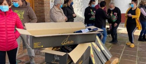 Parauta, el pueblo que cambia la iluminaci&oacute;n de Navidad por jamones