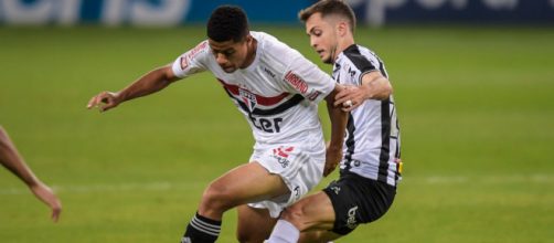 S&atilde;o Paulo e Atl&eacute;tico Mineiro se enfrentam pela 26&ordf; rodada do Campeonato Brasileiro. (Arquivo Blasting News)